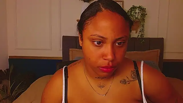 rebeka kenye online show from December 4, 2025, 7:44 pm