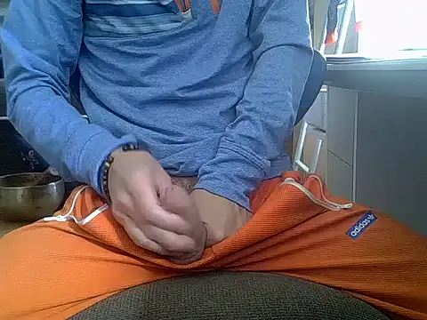 createur34 online show from March 10, 2026, 2:00 pm