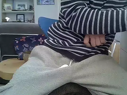 createur34 online show from April 1, 2026, 11:11 am