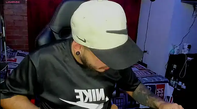 Snapshot of ragnar_lothbrok777 chatting on February 19, 2025, 5:05 am ragnar lothbrok777 online show from February 19, 2025, 5:05 am