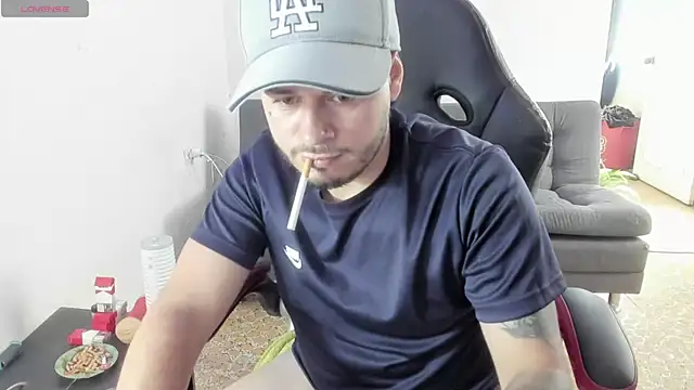 Snapshot of ragnar_lothbrok777 chatting on October 3, 2025, 8:06 pm ragnar lothbrok777 online show from October 3, 2025, 8:06 pm