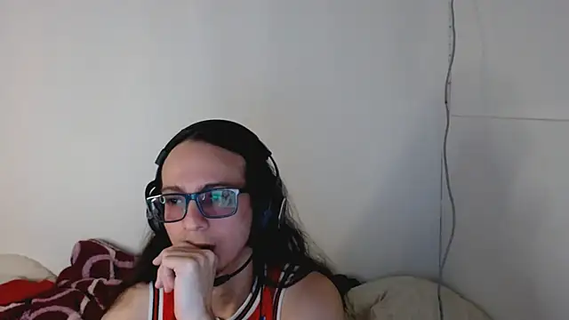 cholitohermoso online show from November 2, 2025, 7:05 pm