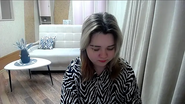 Snapshot of Finna_39 chatting on February 25, 2025, 2:33 pm Finna 39 online show from February 25, 2025, 2:33 pm