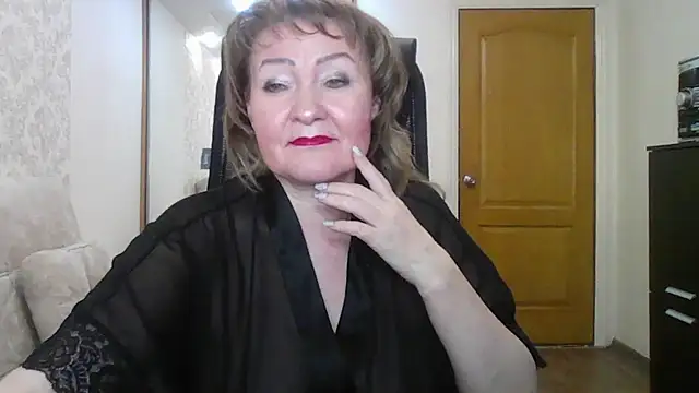 Snapshot of Victoria_secrets_ chatting on February 13, 2025, 1:15 pm Victoria secrets  online show from February 13, 2025, 1:15 pm