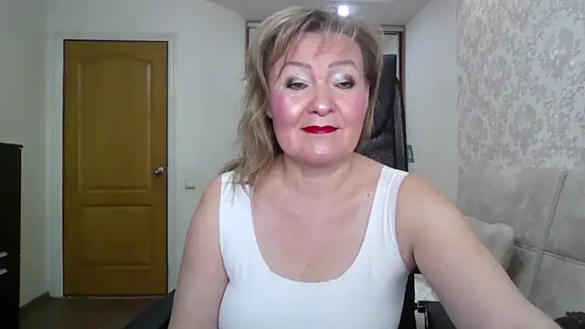 Snapshot of Victoria_secrets_ chatting on October 5, 2025, 6:23 am Victoria secrets  online show from October 5, 2025, 6:23 am