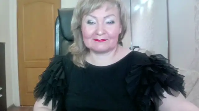 Snapshot of Victoria_secrets_ chatting on June 6, 2026, 5:34 am Victoria secrets online show from June 6, 2026, 5:34 am