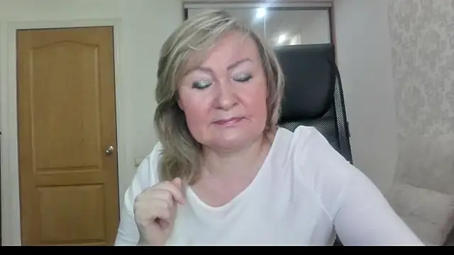 Snapshot of Victoria_secrets_ chatting on July 27, 2026, 5:14 am Victoria secrets online show from July 27, 2026, 5:14 am