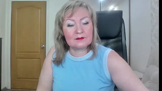 Snapshot of Victoria_secrets_ chatting on August 2, 2026, 4:44 am Victoria secrets online show from August 2, 2026, 4:44 am