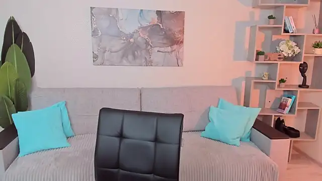 GabriellaMays online show from September 16, 2025, 5:08 am