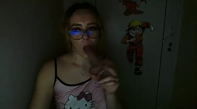 Snapshot of Pussy4564N chatting on March 1, 2025, 9:37 pm Pussy4564N online show from March 1, 2025, 9:37 pm