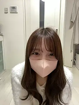 Hinano o0 online show from February 20, 2025, 10:27 am