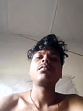 boyyouwant33 online show from March 21, 2025, 3:22 am