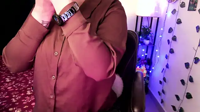 megancatluna online show from January 19, 2026, 4:49 am