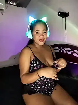 Snapshot of lilithathenea chatting on February 19, 2025, 12:22 pm lilithathenea online show from February 19, 2025, 12:22 pm