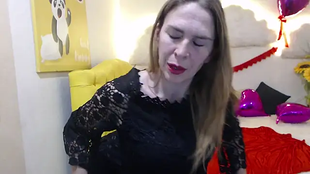 TessaDaybreak online show from March 2, 2025, 1:38 pm