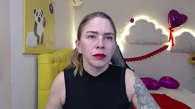 TessaDaybreak online show from March 23, 2025, 7:31 am