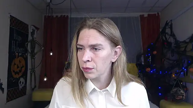 TessaDaybreak online show from October 14, 2025, 6:25 am