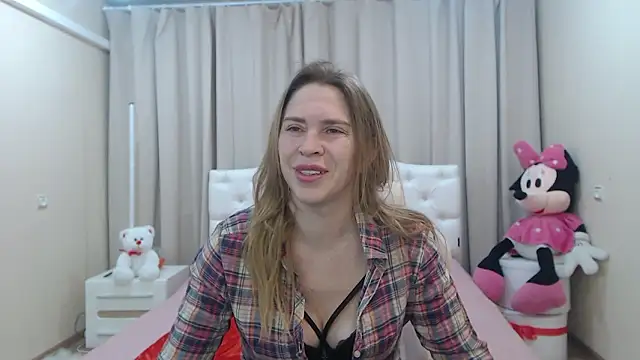 TessaDaybreak online show from February 20, 2026, 7:43 am