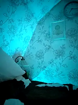 Snapshot of Teemu chatting on October 16, 2025, 4:19 pm Teemu online show from October 16, 2025, 4:19 pm