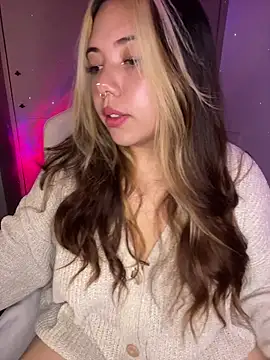  ivyginger online show from April 5, 2026, 3:58 am