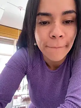 Naatalia online show from March 1, 2025, 5:38 pm