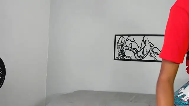 Snapshot of karina-lopez chatting on October 16, 2025, 2:07 pm karina-lopez online show from October 16, 2025, 2:07 pm