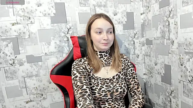 Snapshot of stella_leex chatting on March 21, 2025, 12:40 am stella leex online show from March 21, 2025, 12:40 am