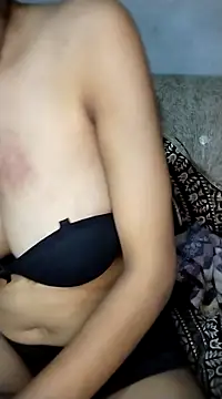 Snapshot of bbw-rupaa chatting on February 17, 2025, 10:14 pm bbw-rupaa online show from February 17, 2025, 10:14 pm