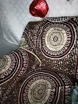 Snapshot of bbw-rupaa chatting on March 8, 2025, 6:37 pm bbw-rupaa online show from March 8, 2025, 6:37 pm