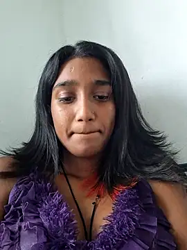 Snapshot of indianpink_lips chatting on March 10, 2025, 10:15 am indianpink lips online show from March 10, 2025, 10:15 am