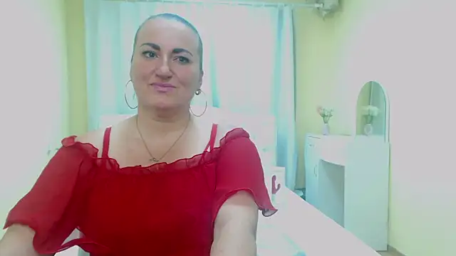 Snapshot of DianaMGG chatting on May 29, 2026, 5:38 am DianaMGG online show from May 29, 2026, 5:38 am
