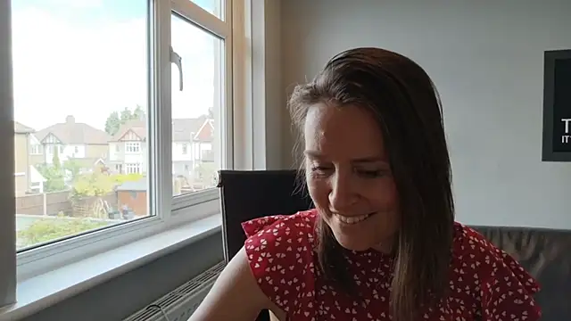 eatmypie69 online show from June 3, 2026, 2:33 pm