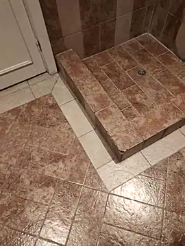 Snapshot of Loly2025 chatting on February 16, 2025, 2:43 pm Loly2025 online show from February 16, 2025, 2:43 pm