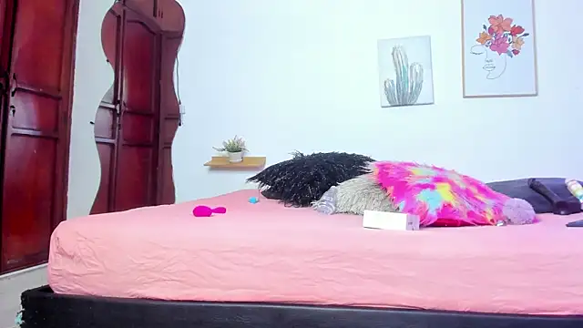 Snapshot of naomy_68 chatting on February 28, 2025, 7:56 pm naomy 68 online show from February 28, 2025, 7:56 pm