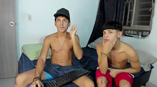 Snapshot of tonypaul13 chatting on February 20, 2025, 2:29 am tonypaul13 online show from February 20, 2025, 2:29 am