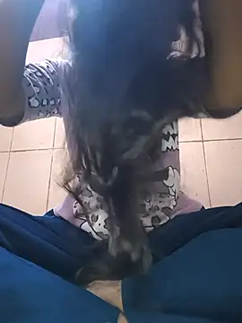 Snapshot of Aaradhna-hoy chatting on October 4, 2025, 3:04 am Aaradhna-hoy online show from October 4, 2025, 3:04 am