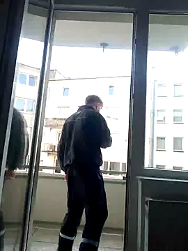 xXCR07xX online show from February 16, 2025, 9:37 am