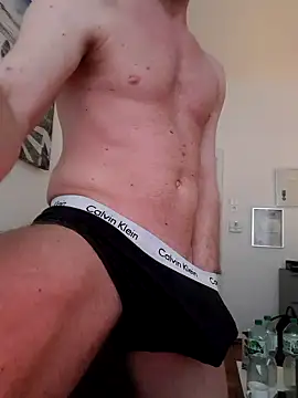 xXCR07xX online show from February 28, 2025, 7:37 am