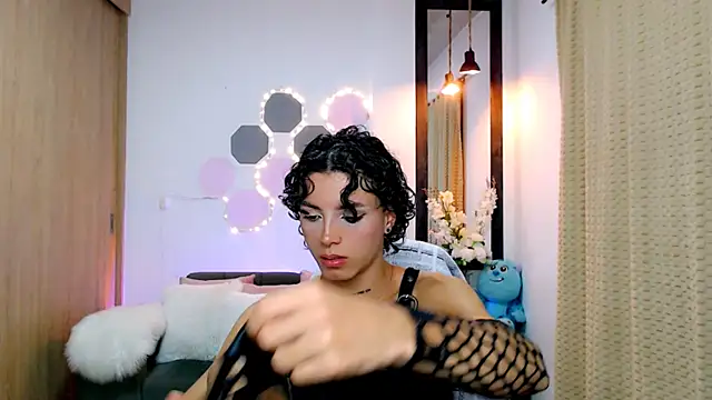 nilam valker online show from March 16, 2025, 11:57 pm