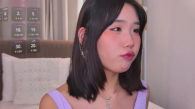 HitomiAoki online show from March 3, 2025, 6:33 pm