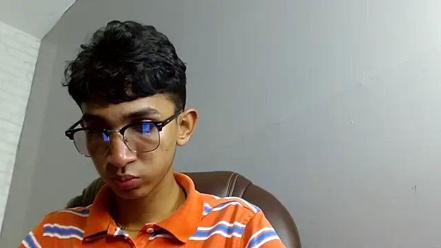 Snapshot of Martin_Linares chatting on February 27, 2025, 6:09 pm Martin Linares online show from February 27, 2025, 6:09 pm