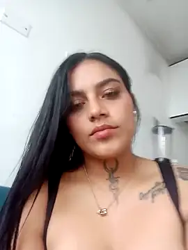 Emily sharlot online show from March 2, 2025, 9:43 pm