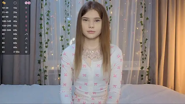 CarolinePepper online show from March 29, 2026, 1:44 pm