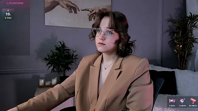 Snapshot of Rada_Woods chatting on February 28, 2025, 9:33 pm Rada Woods online show from February 28, 2025, 9:33 pm