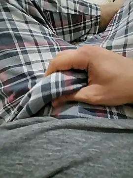 Snapshot of skiciyunis chatting on February 12, 2026, 5:19 pm skiciyunis online show from February 12, 2026, 5:19 pm