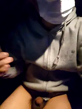 Snapshot of yqaelx chatting on March 6, 2025, 4:28 pm yqaelx online show from March 6, 2025, 4:28 pm