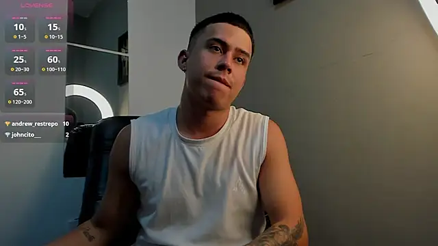 Snapshot of mattiwsmorris_ chatting on March 25, 2026, 1:50 pm mattiwsmorris online show from March 25, 2026, 1:50 pm