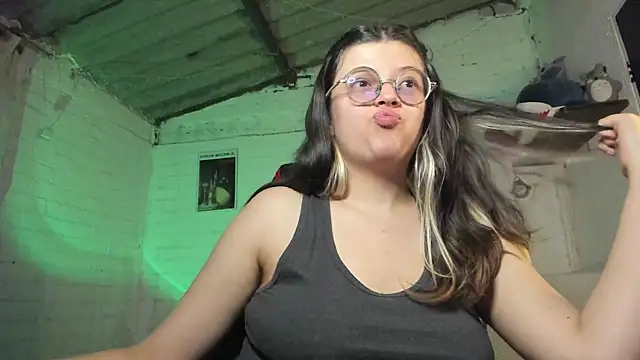 Emily  katz online show from September 8, 2025, 10:53 pm