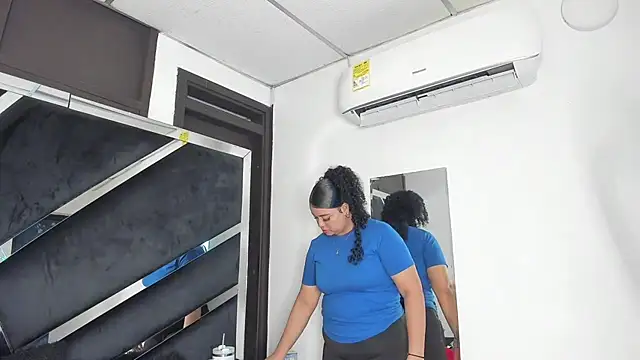 Rubyxht online show from November 23, 2025, 12:38 pm