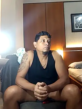 Snapshot of Odin-2121 chatting on February 22, 2025, 6:28 am Odin-2121 online show from February 22, 2025, 6:28 am